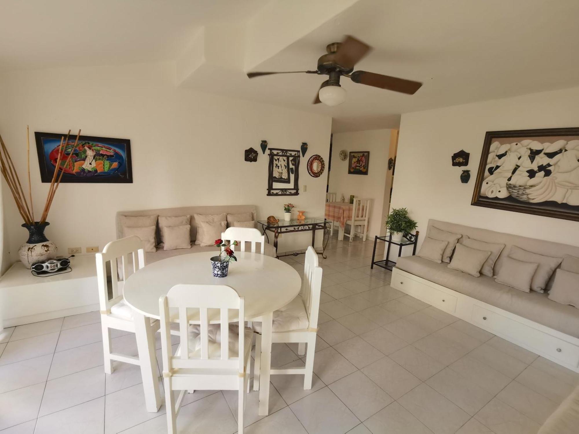 Tropical Villas At Los Corales Beach - Caribbean Rentals Fzco 푼타 카나 객실 사진