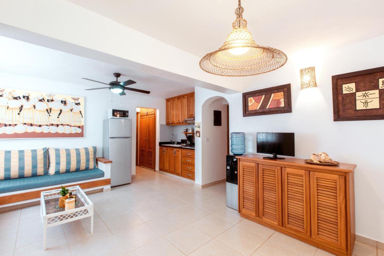 Tropical Villas At Los Corales Beach - Caribbean Rentals Fzco 푼타 카나 외부 사진